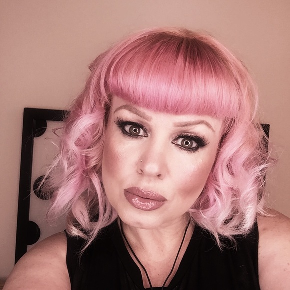 Meet your Posher, Jo - Picture 3 of 8